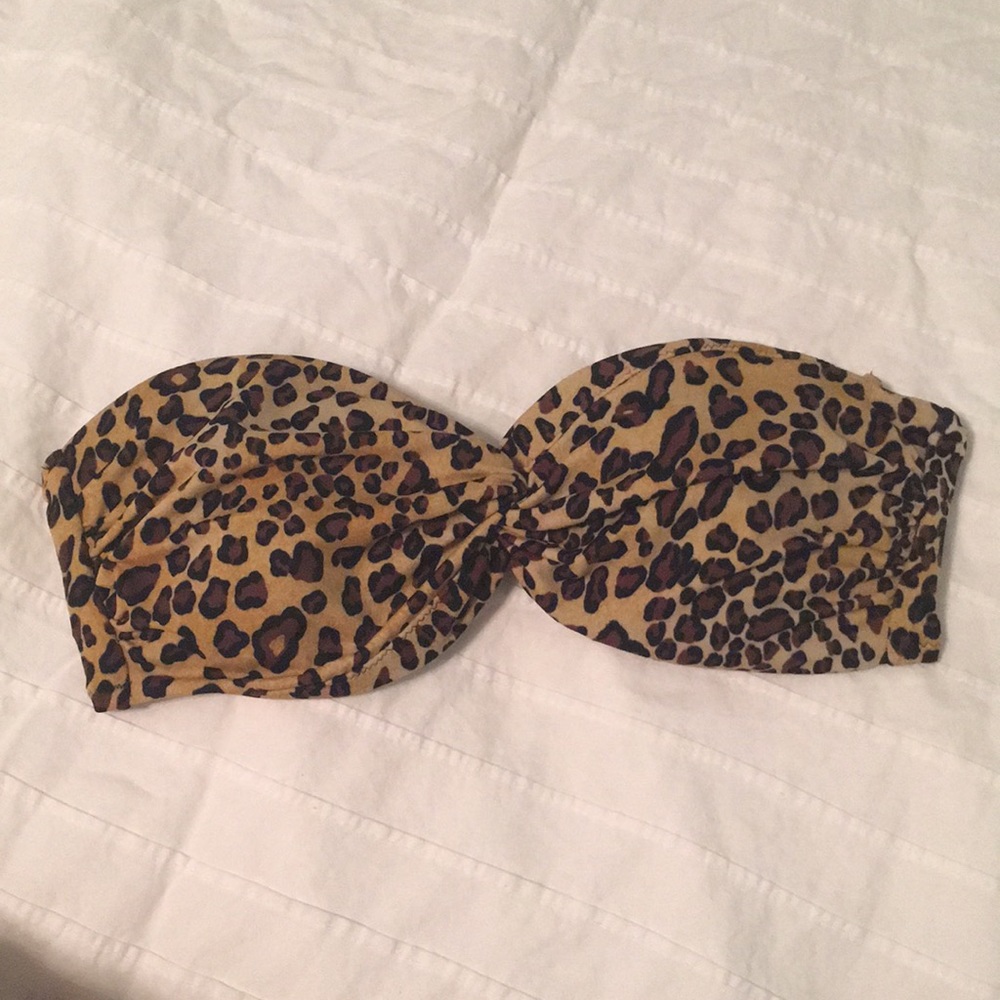 Victoria’s Secret bikini top